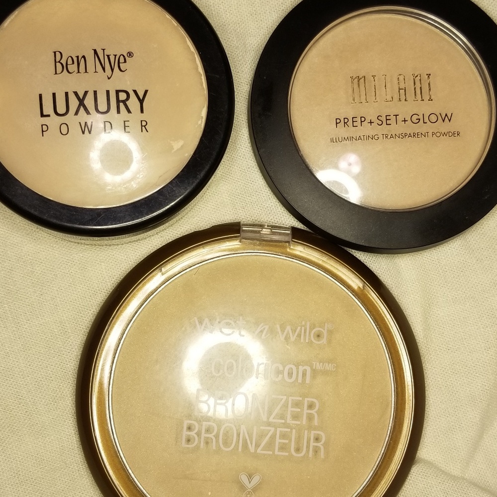 Face powder lot